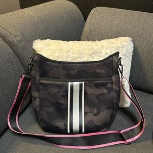 Haute Shore gray Camouflage Crossbody Bag with Pink Strap